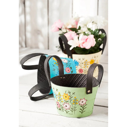 Pflanzgefäße aus recycelten Reifen