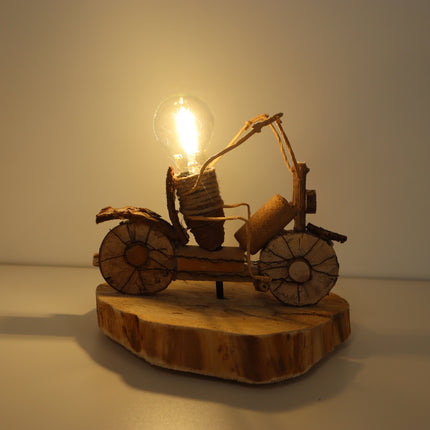 Töff-Fahrer Lampe – einzigartiges Deko-Unikat aus Holz & Jute