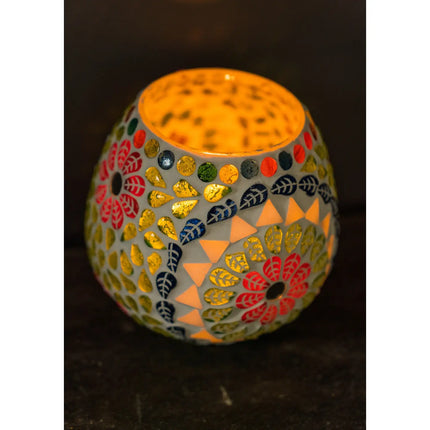 Teelichthalter aus recyceltem Glas